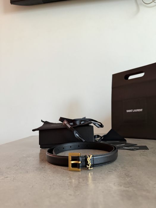 Curea Saint Laurent