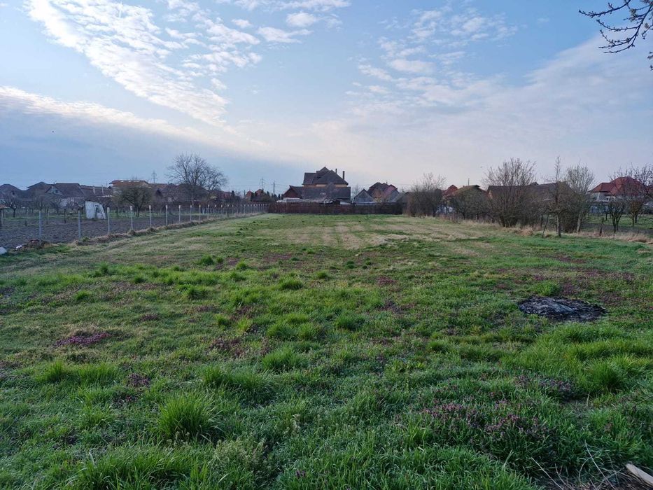 Vând casă și teren, Turda