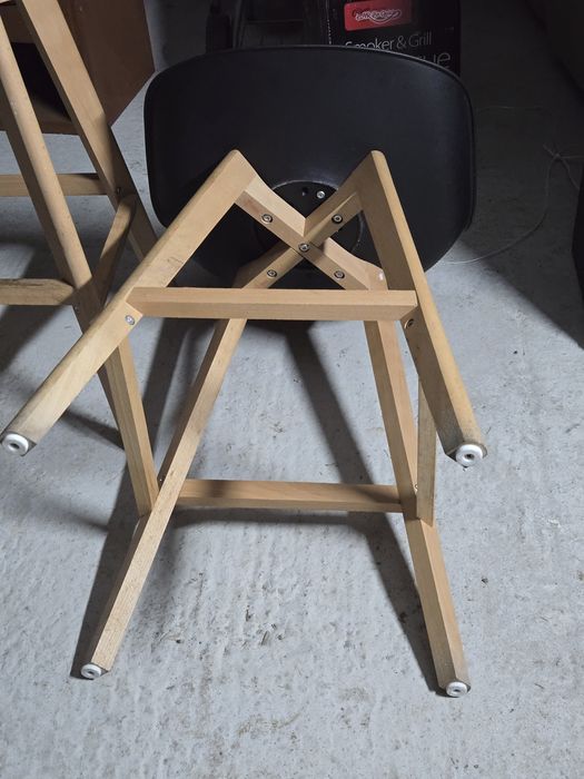 Бар стол в перфектно състояние