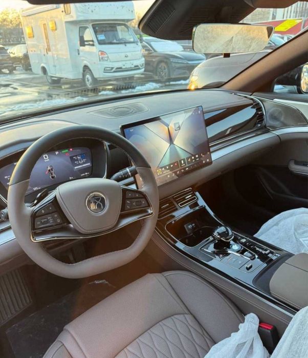 Продаётся BYD HAN smart 2025