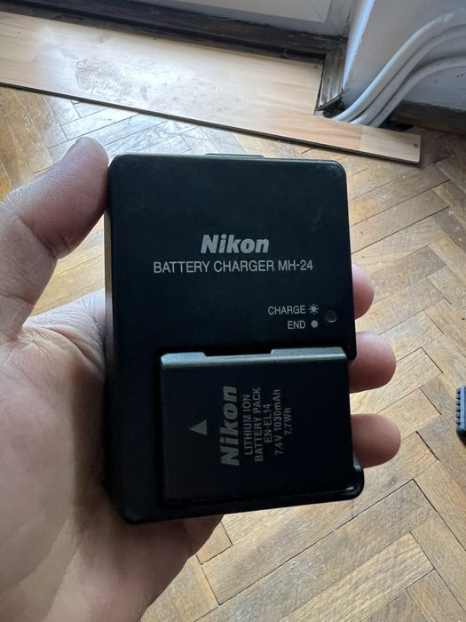 Aparat foto DSLR Nikon D3200 - Obiectiv 55-200 mm VR- Stare Impecabilă