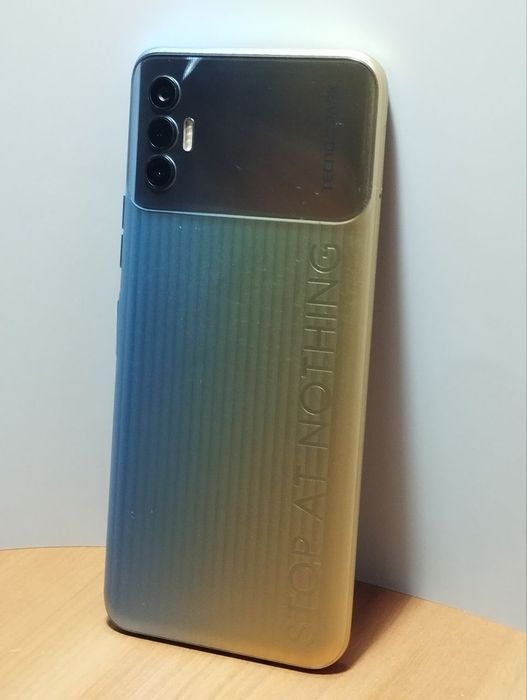 Продаётся Tecno Spark 8P