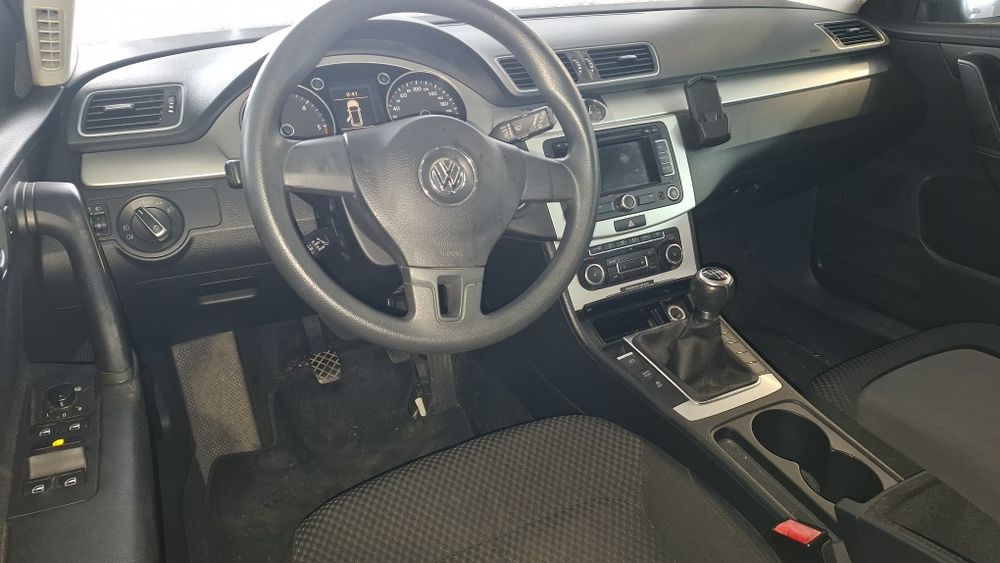 Vand bara,far,usi,plastice Passat B7