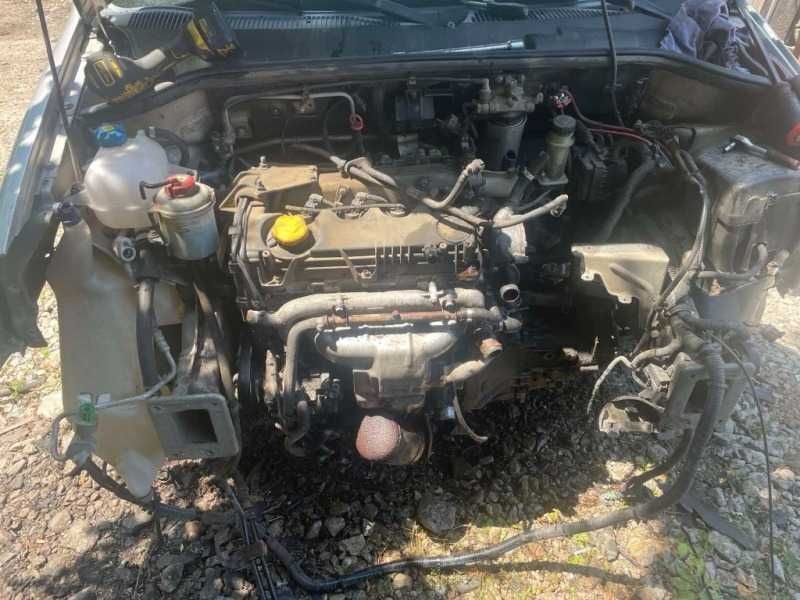 Фиат Добло 1.9 JTD / Fiat Doblo 1.9 JTD на части