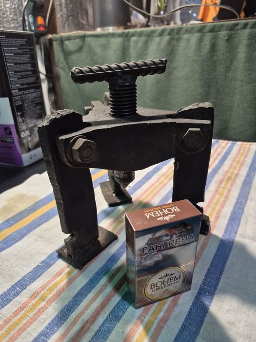 Съемник подшипников шкивов