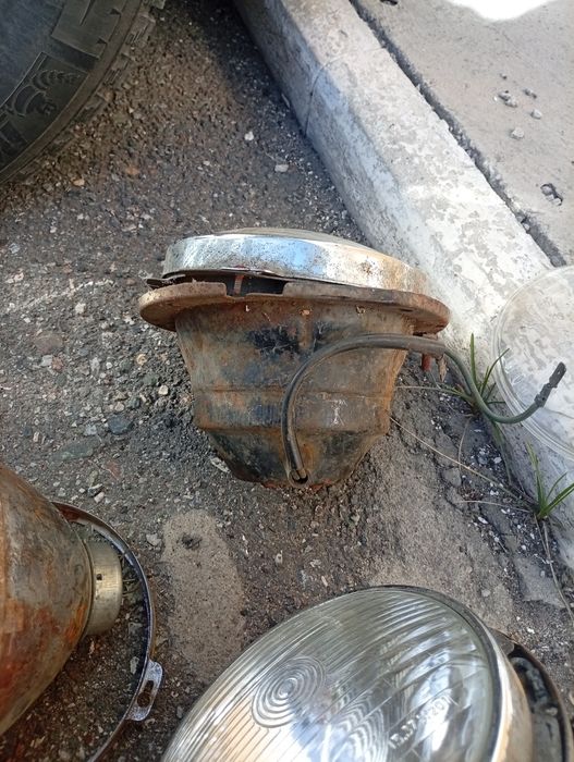 Фары на ваз 2106