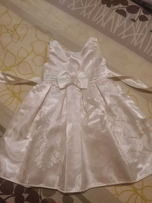 Детски рокли различни възраст