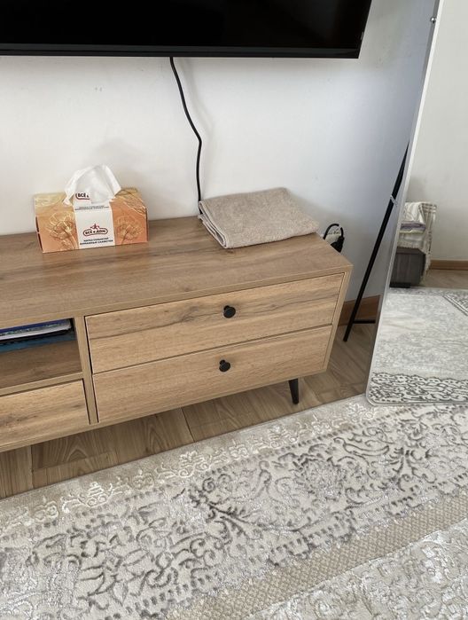 Тумба под телевизор