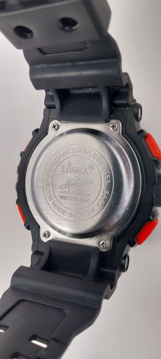 Мъжки часовник LASIKA W-H 9002 Водоустойчивост 30 метра аларма
12 лв
Д