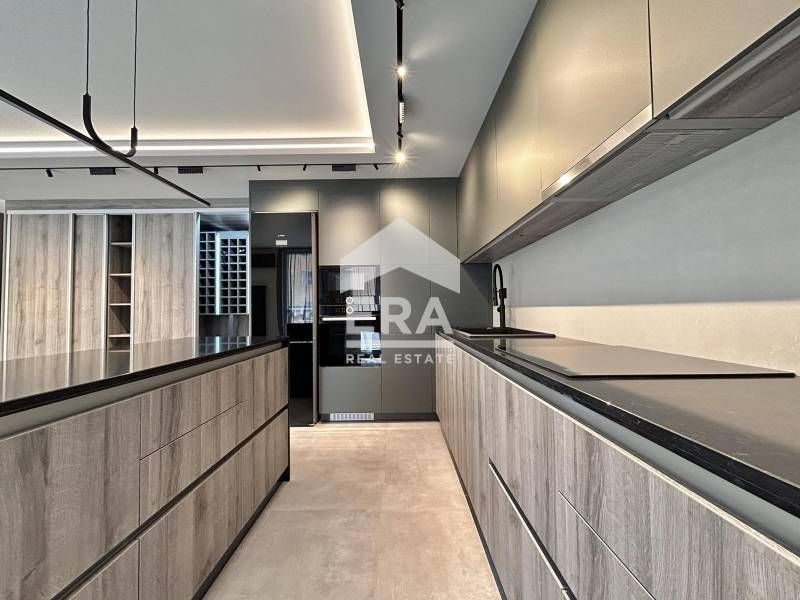 Продава се Тристаен апартамент в София, Манастирски ливади - 183 кв.м за 3382 €/кв.м - Снимка #5