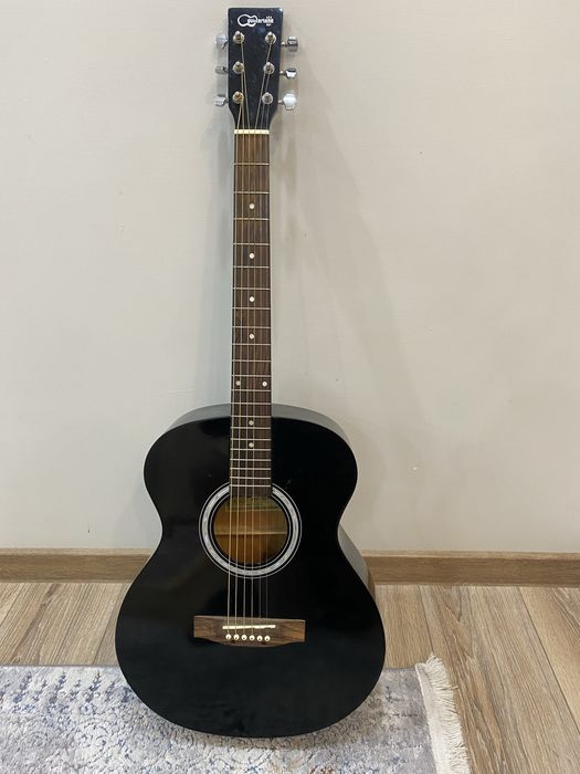 Гитара акустическая