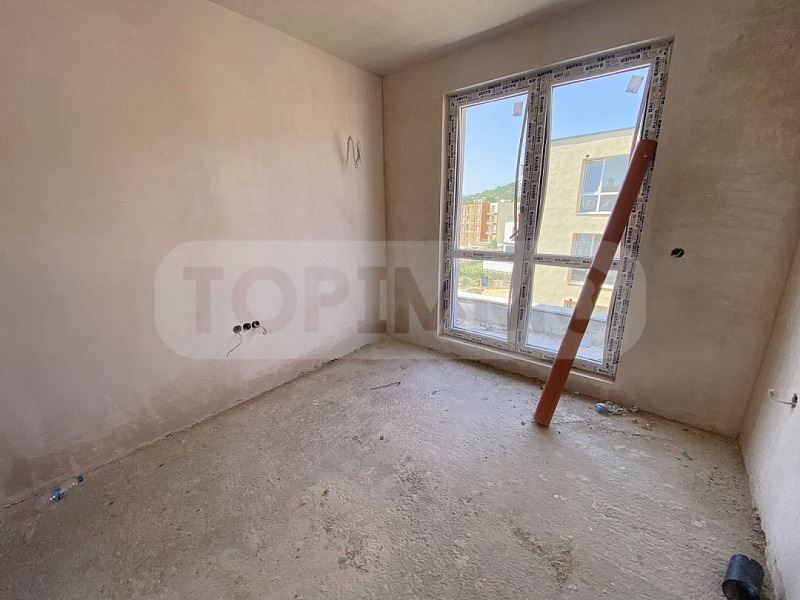 Продава се Двустаен апартамент в Варна, м-т Пчелина - 57 кв.м за 1667 €/кв.м - Снимка #3