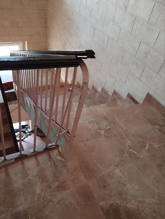 Дом сотилади 4 хонали  евро ремонт 4 этаж