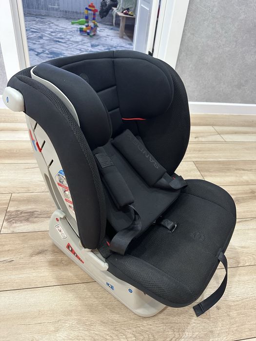 Продам авто кресло детски