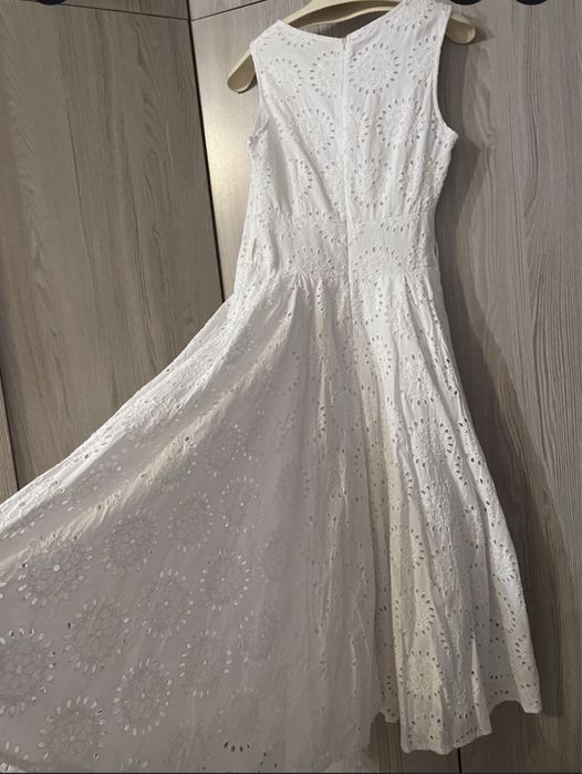 Белое платье турция 44 размер.