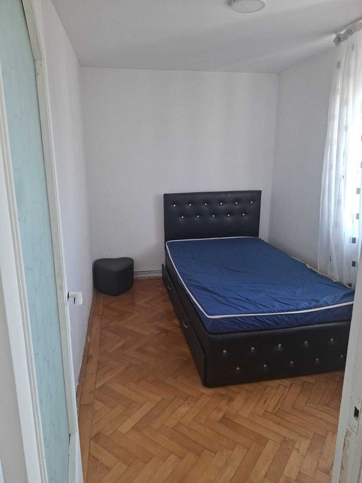 De închiriat apartament 3 camere – Târgu Mureș, str. Hunedoara