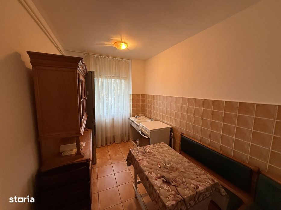 Chirie Apartament 4 Camere | Zona Centrala | Doar Persoane Juridice