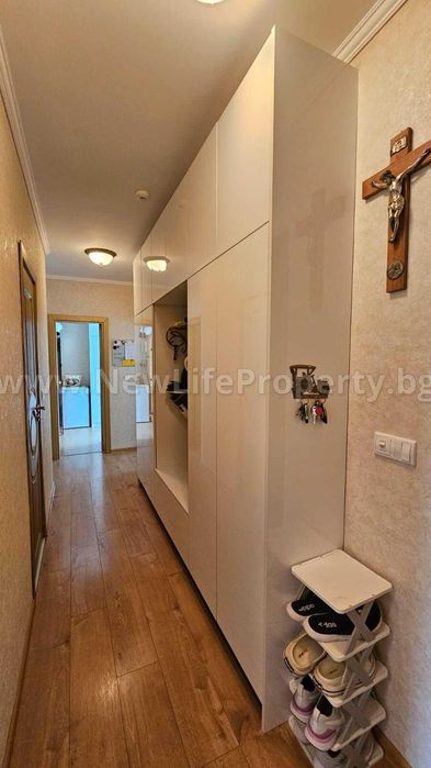 Продава се Четиристаен апартамент в к.к. Слънчев бряг - 120 кв.м за 2000 €/кв.м - Снимка #1