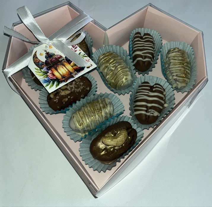 Финики в шоколаде