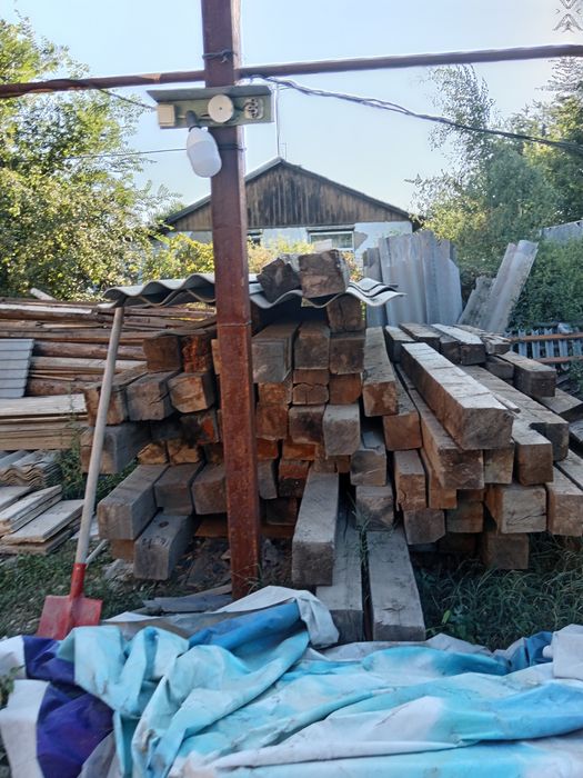 Брусь деревянные в хорошем  состоянии