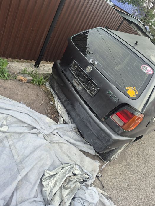 Продам машину по запчастям
