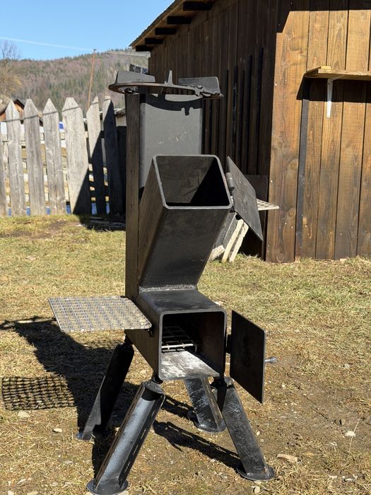 Sobă Tip Rachetă (Rocket Stove) – Eficiență și Gătit Rapid!