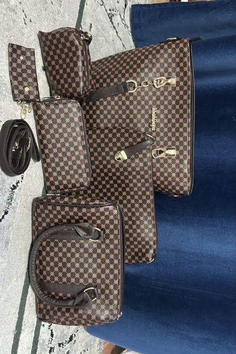 Продам новую сумку 6в1