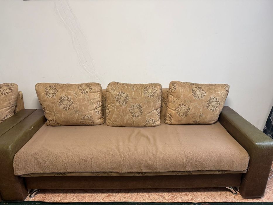 Диван, мини-диван и кресло