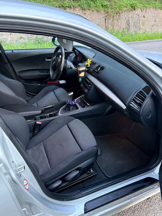 Vând bmw seria 1 in stare de funcționare