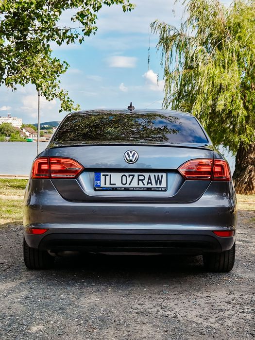 VOLKSWAGEN Jetta 2014 — imagine 5