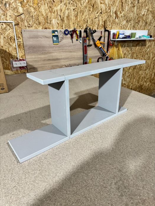 Полка настенная новая