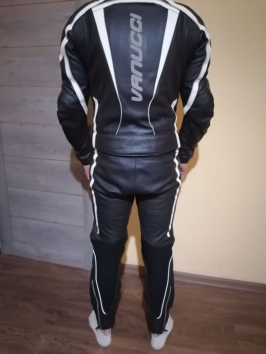 Costum moto Vanucci Nr 52