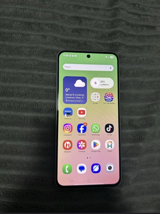 Samsung a56 и pocof4