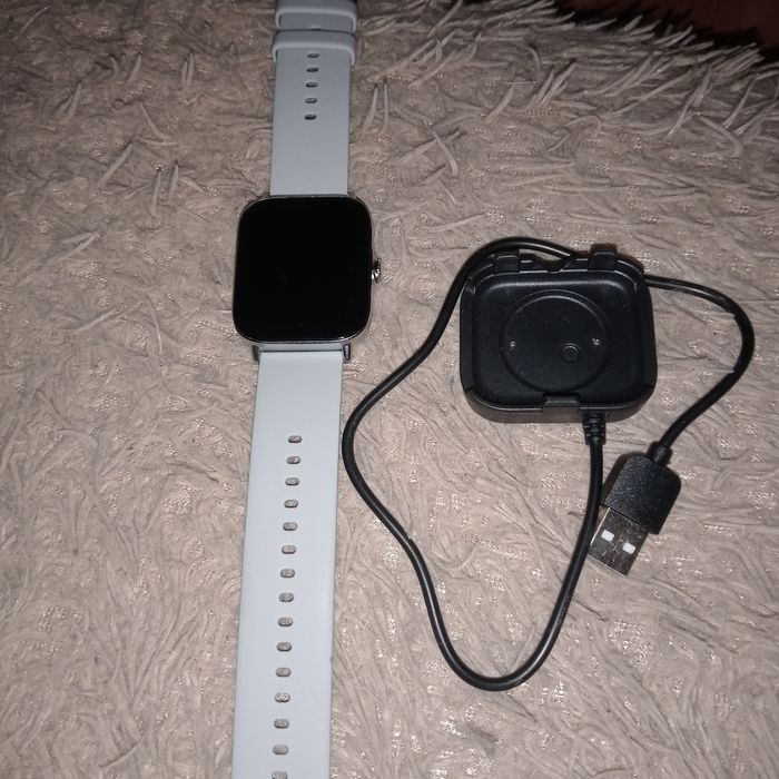 смарт часы, цвет серый