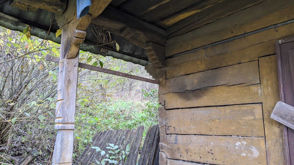 Casă tradițională din STEJAR pentru relocare - 9-10 m, Maramureș