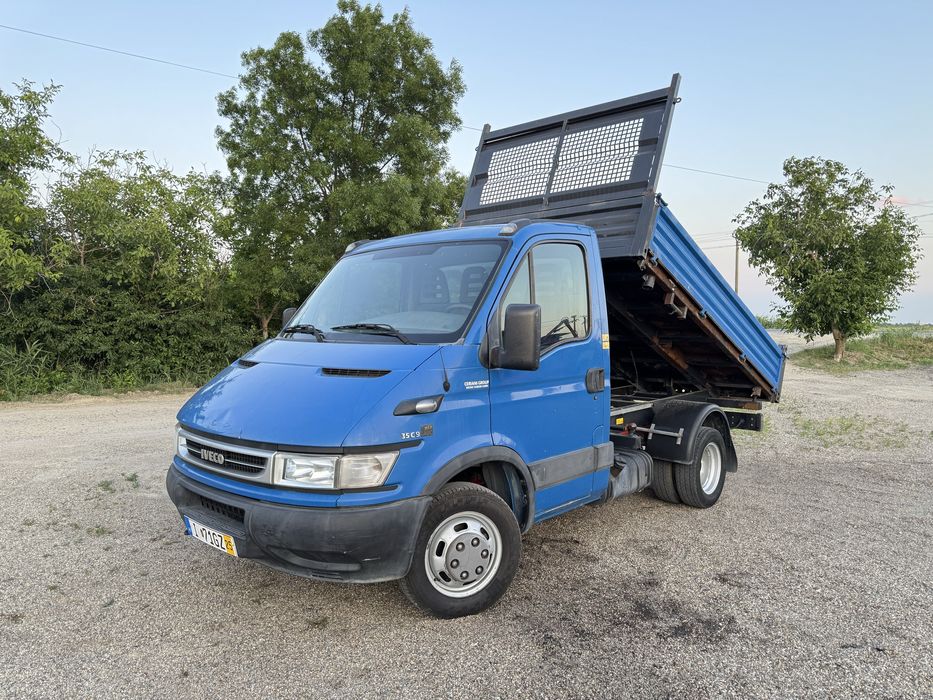 Iveco daily basculabil pe cutie -italia-