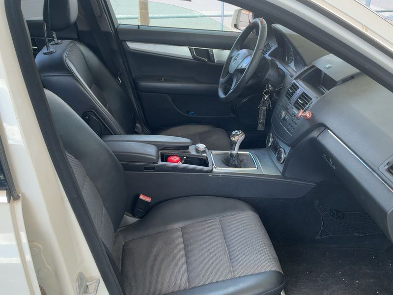 Mercedes-Benz C-Klasse C 200 CDI BlueEfficiency Avantgarde 2009