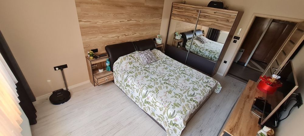 Продава се Тристаен апартамент в Луковит - 109 кв.м за 702 €/кв.м - Снимка #12
