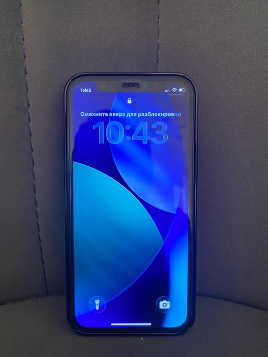 Айфон 12 мини.