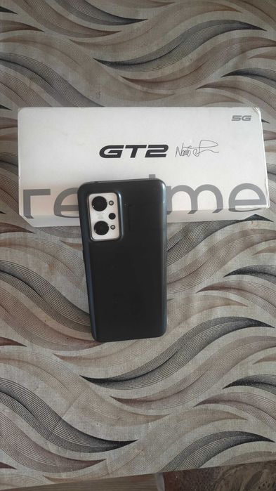 Realme GT2 се продава спешно.