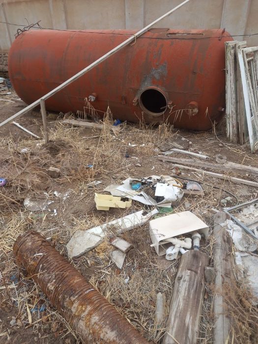 Продаются ёмкость 8 тонн в хорошем состояний