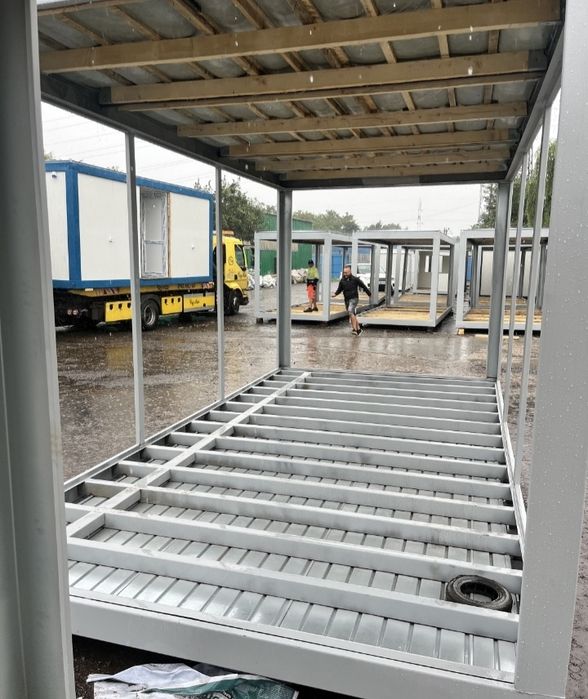 Vand containere modulare la oferta