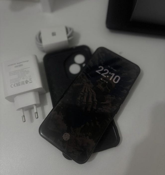 Обменяю/продаю honor 400 pro фулл комплект