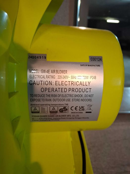 Помпа /компресор/ за батут, 220V - 50Hz. 2 бр.: 650-720W и 580-610W