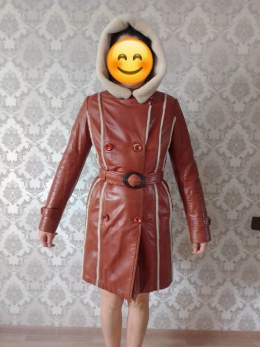 Продам верхнюю одежду