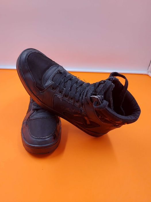 Calvin Klein номер 42 Оригинални мъжки кецове