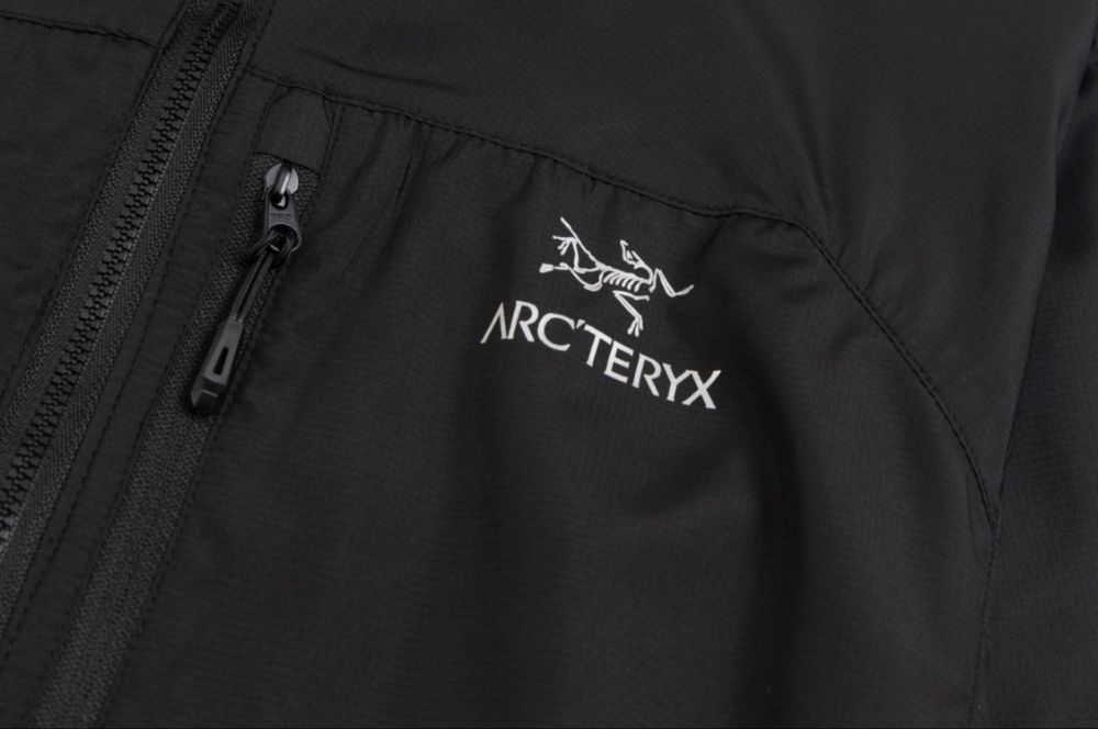 Arc’teryx windbreaker