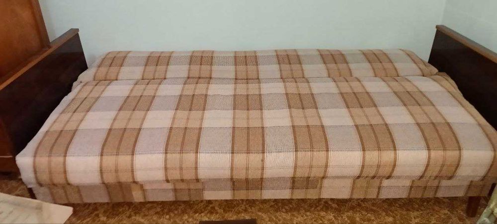 Продается б/у диван в хорошем состоянии