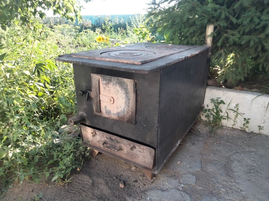 Продам печку для отопления дома