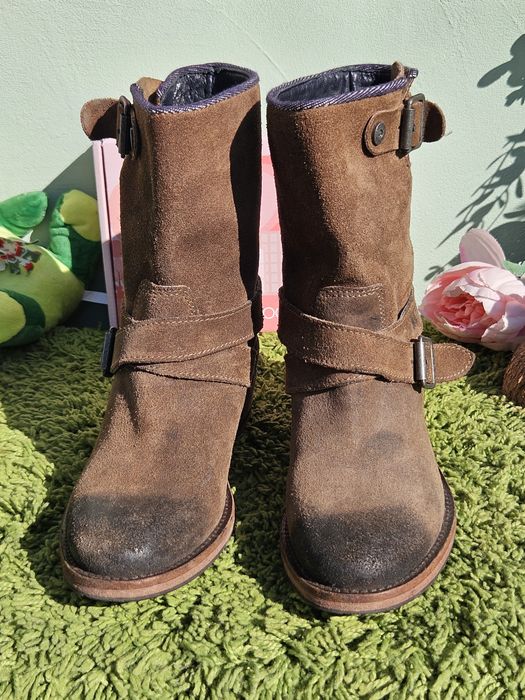 Tommy Hilfiger ботуши естествен велур N36